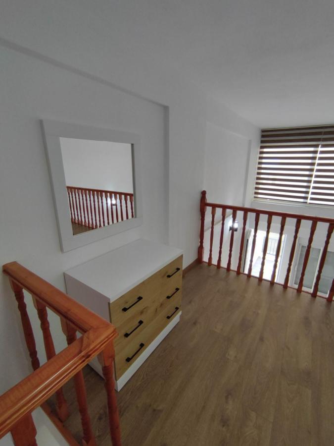 סרנדה Rose Apartment מראה חיצוני תמונה